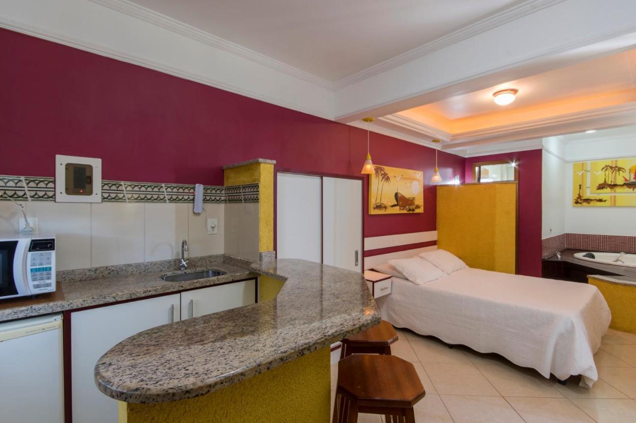 Raio Do Sol Residence บอมบินญัส ภายนอก รูปภาพ
